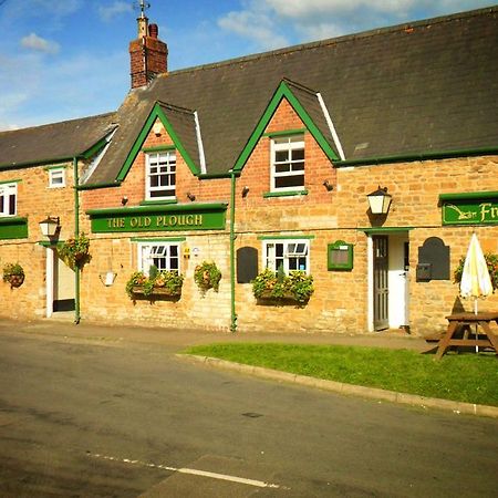 Hôtel The Old Plough à Oakham Extérieur photo